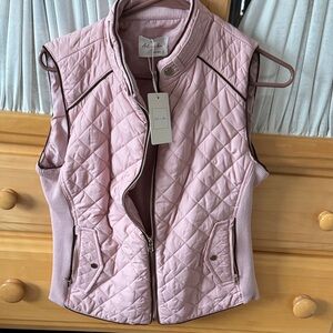 Active USA Light Pink Quilted Vest